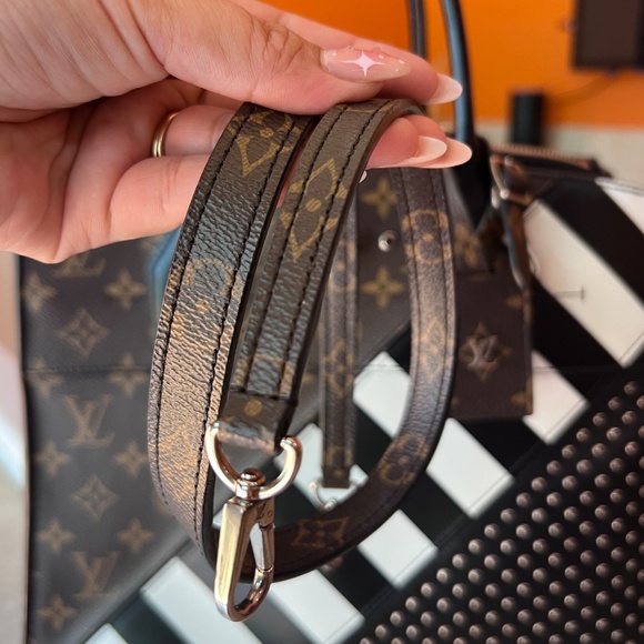 SOLD Louis Vuitton Calfskin Monogram City Steamer Stud MM - Picture 9 of 11
